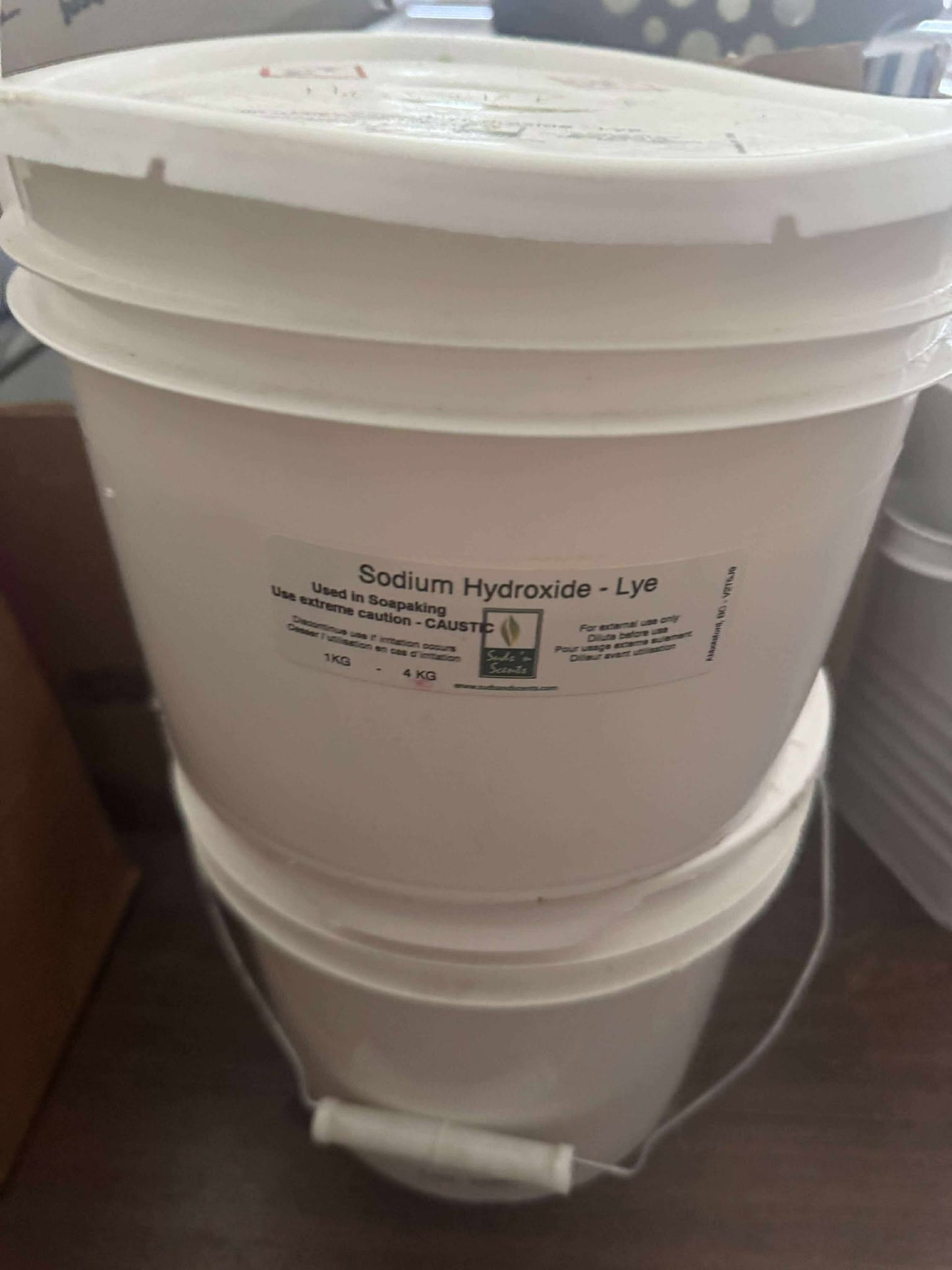 Sodium Hyroxide - Lye